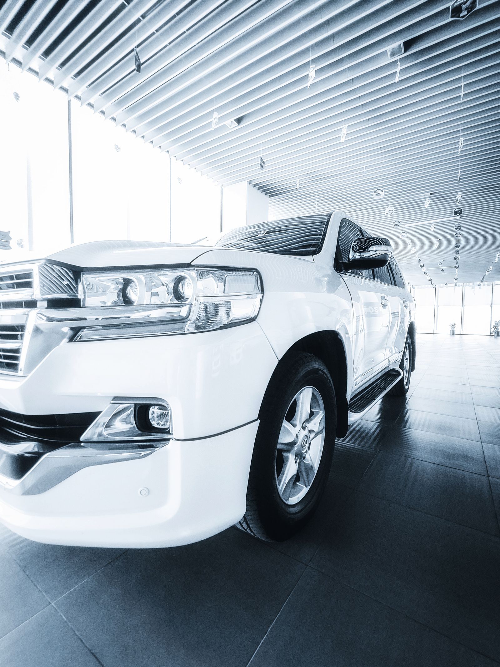 Toyota Land Cruiser 300